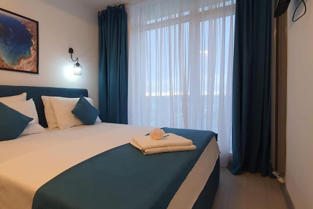 Alezzy Beach Apartament Prima Linie La Mare นาโวดาริ ภายนอก รูปภาพ